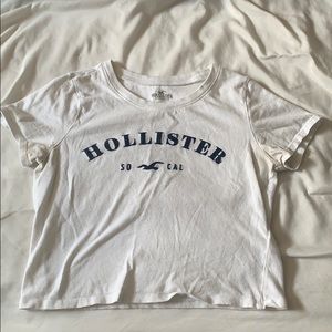hollister cropped tee